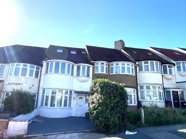 House for rent in Kingsbury, Greater London