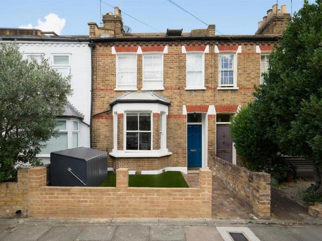House for rent in Strand-on-the-Green, Greater London