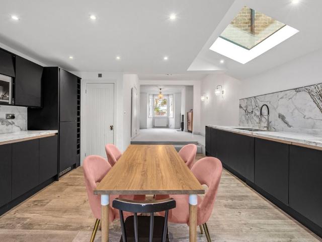 House for rent in Strand-on-the-Green, Greater London