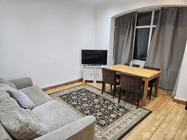 Apartment for rent in Hanger Hill Garden Estate, Greater London