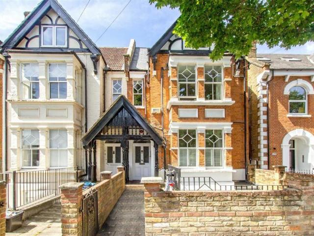 House for rent in Strawberry Hill, Greater London