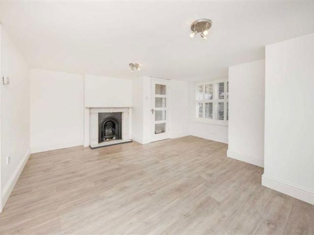 House for rent in Strawberry Hill, Greater London