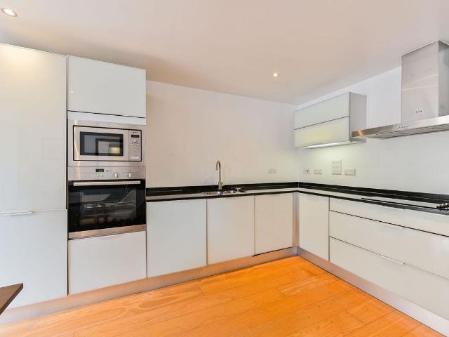 Apartment for rent in London Borough of Wandsworth, Greater London