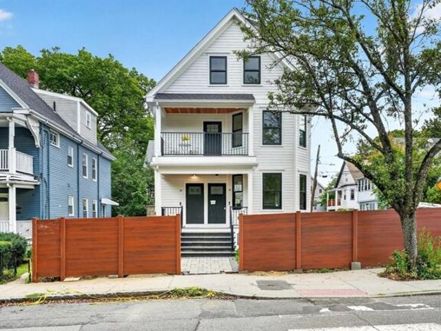 Condo for sale in Avon Hill, Cambridge