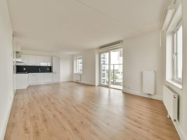 Appartement te huur in Laak, Zuid Holland