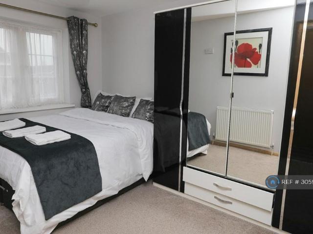 House for rent in Royal Borough of Greenwich, Greater London