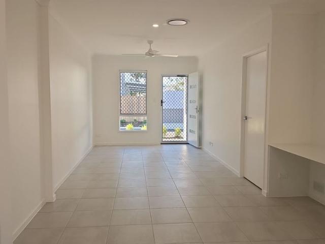 Townhouse for rent in Toombul, Queensland