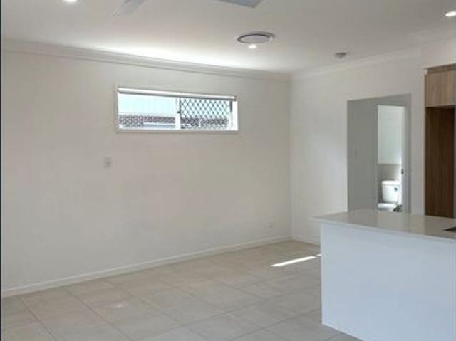 Townhouse for rent in Toombul, Queensland