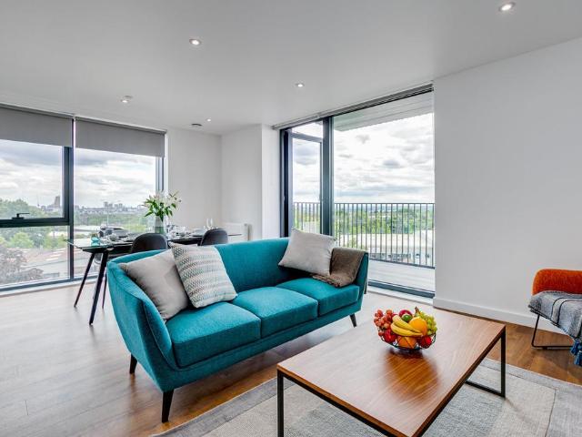 House for rent in London Borough of Ealing, Greater London