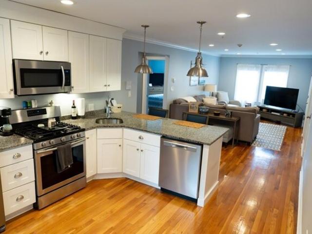 Condo for sale in North Abington, Abington
