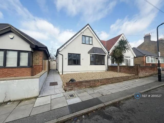 House for rent in Cowley, Greater London