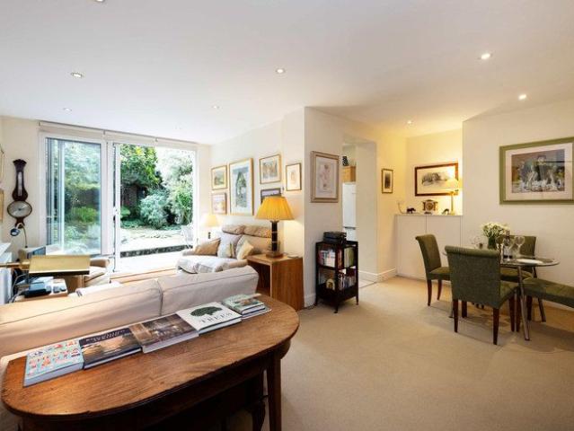 Apartment for rent in Fulham, Walham Green