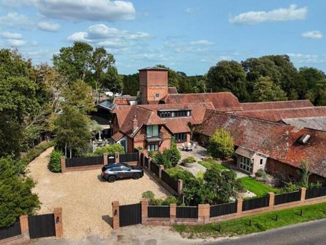 House for sale in Lymington, New Forest