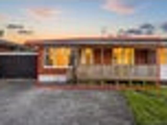 Townhouse for sale in Takapuna