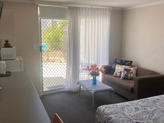 Granny Flat for rent in Parklands, Western Australia