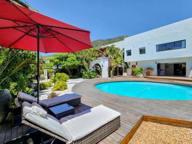 House for rent in Hout Bay, City of Cape Town