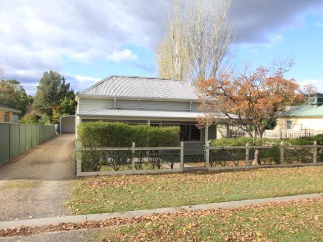 House for rent in Heathcote, Victoria