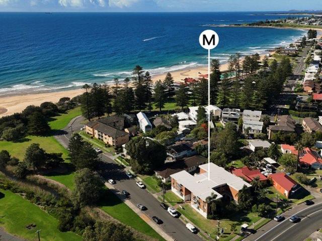 Apartment for sale in Thirroul, Wollongong City Council