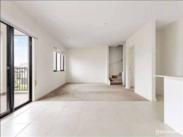 Townhouse for rent in Camerons Creek, Victoria