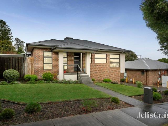 Townhouse for sale in Camerons Creek, Victoria