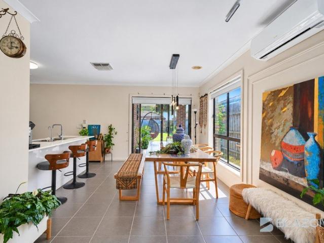 House for sale in Huntingfield, Melbourne