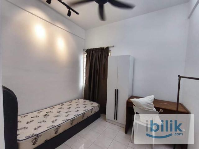 Room for rent in Country Heights Damansara, Kuala Lumpur