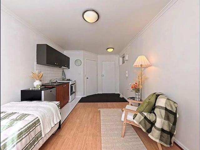 Granny Flat for rent in Camerons Creek, Victoria