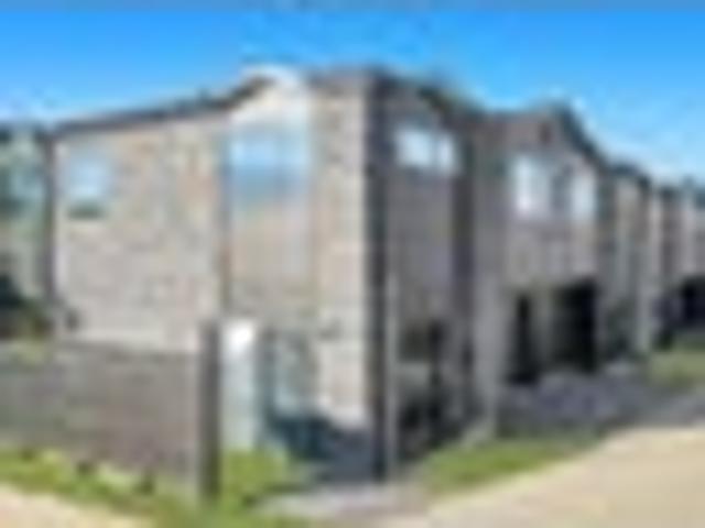House for sale in Owhata, Oroua County