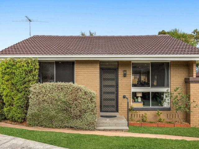Townhouse for sale in Camerons Creek, Victoria