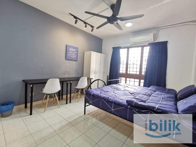 Room for rent in PJU 5, Petaling Jaya