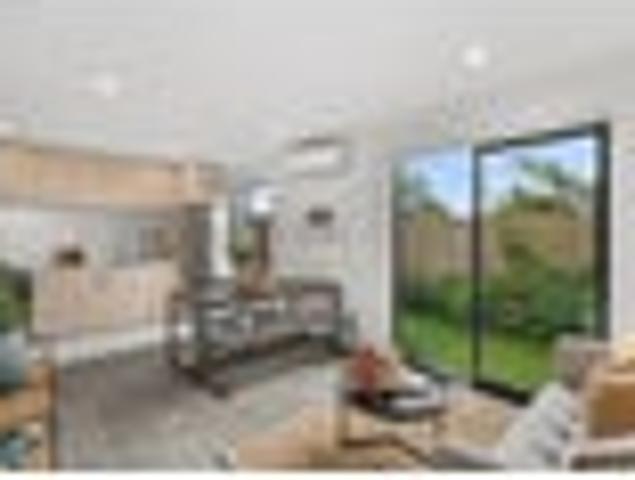 Townhouse for sale in Heathcote, Canterbury