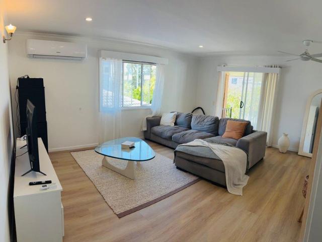 House for rent in Palm Beach, Gold Coast City