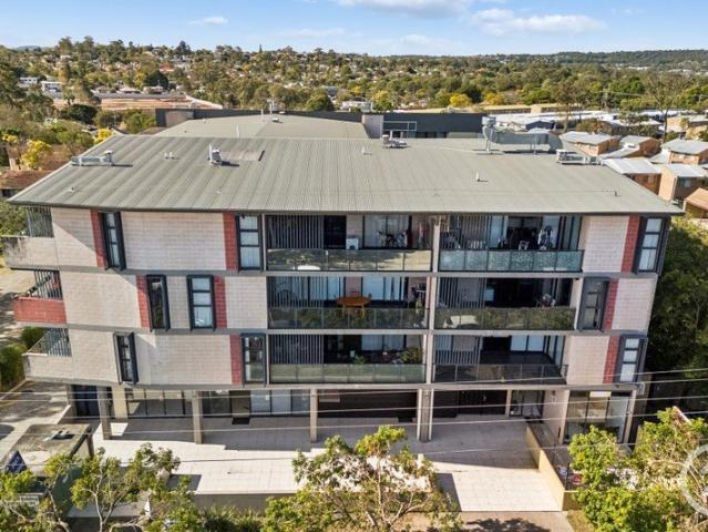 Townhouse for sale in Toombul, Queensland