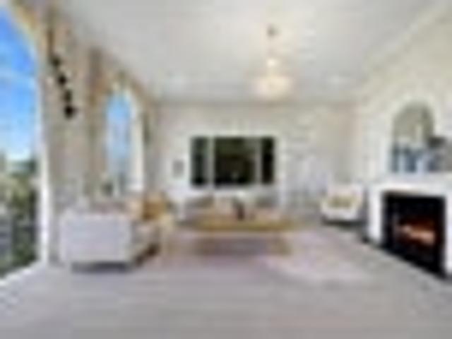 House for sale in Paremoremo