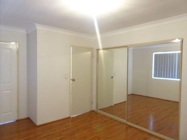 Townhouse for rent in Sydney, New South Wales