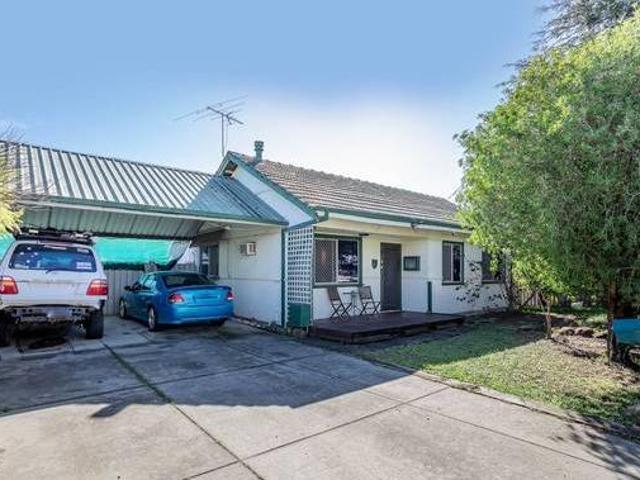 House for rent in Cockburn, Western Australia