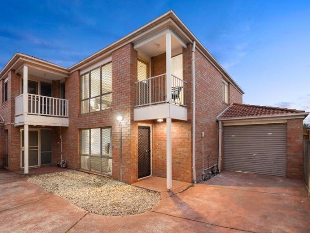 Townhouse for sale in Camerons Creek, Victoria