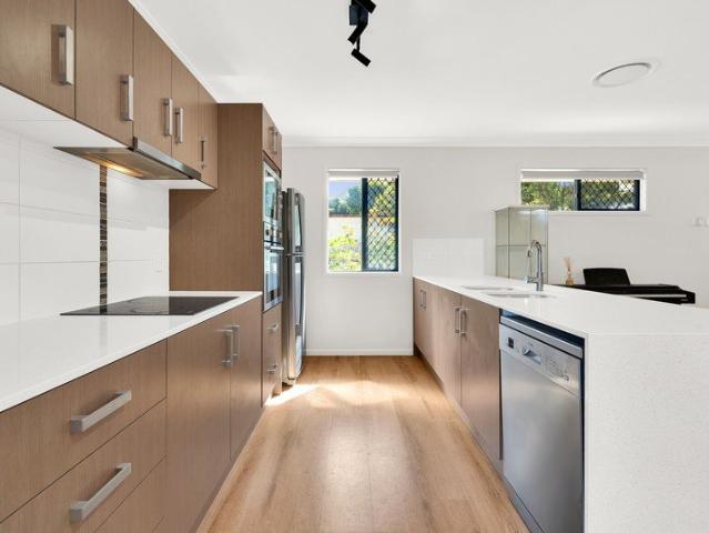 Apartment for rent in Toombul, Queensland