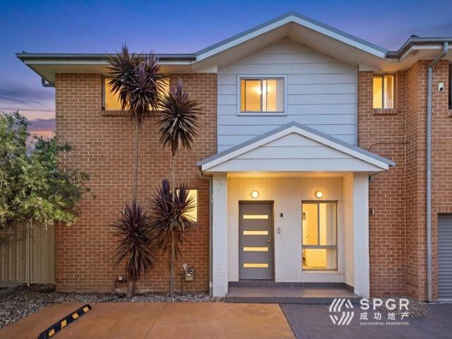 Townhouse for rent in Sydney, New South Wales