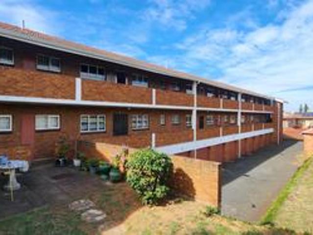 Apartment for sale in Umkomaas, Kwazulu-natal