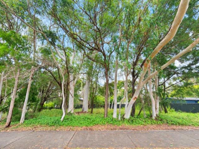 Land for sale in Macleay Island, Greater Brisbane
