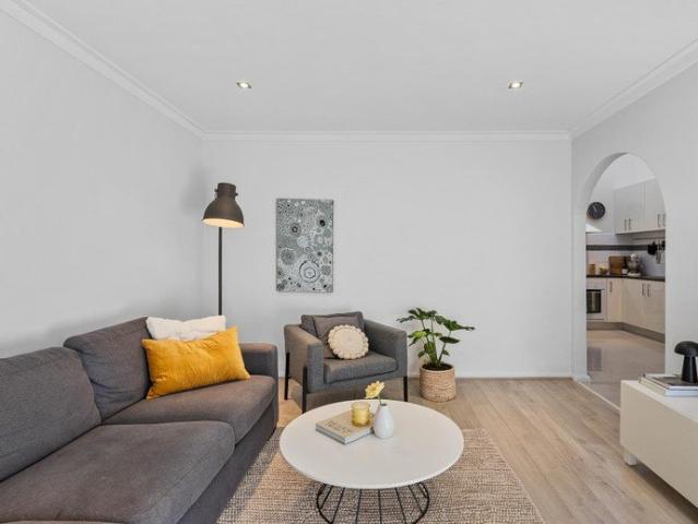 Villa for sale in Stirling, Western Australia