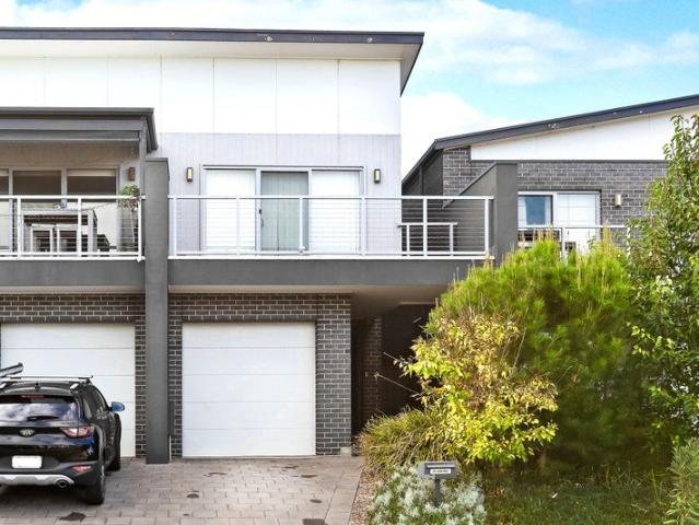 Townhouse for rent in Horseshoe Creek, South Australia
