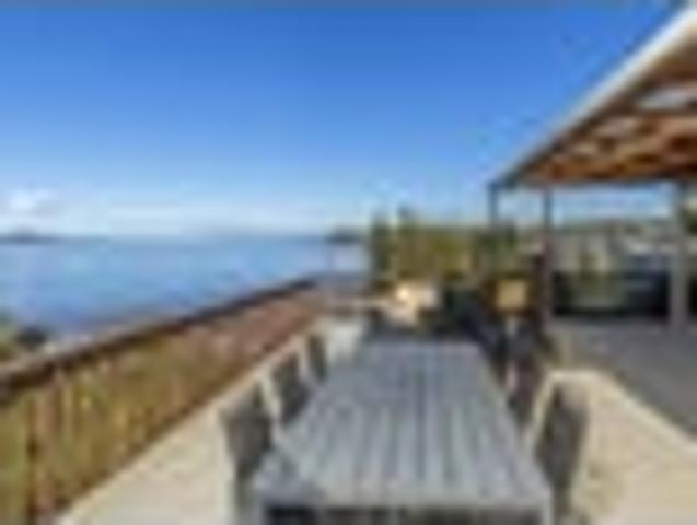 House for sale in Whangaparaoa