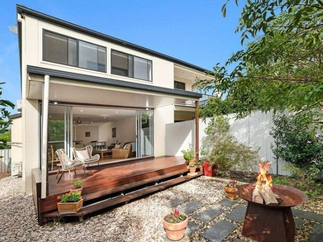 Duplex for rent in Fernbrook, Queensland