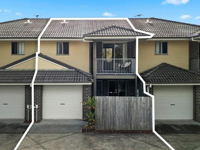 Townhouse for sale in Toombul, Queensland