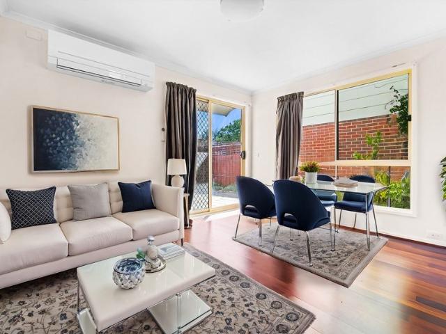 Townhouse for rent in Noble Park, Melbourne