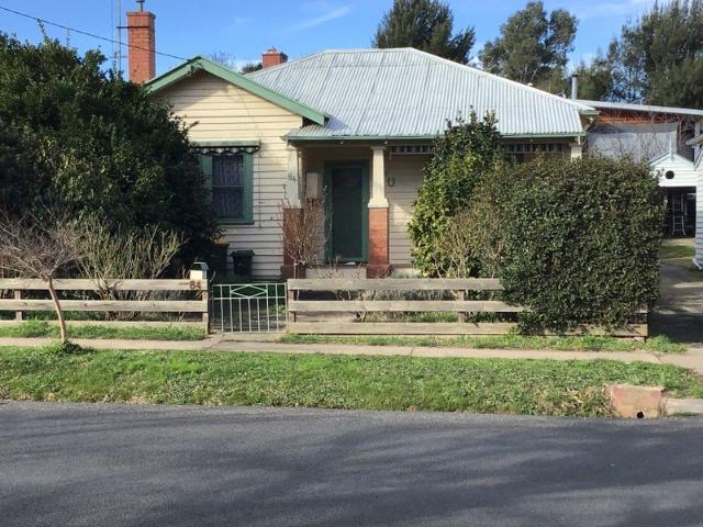 House for rent in Castlemaine, Victoria