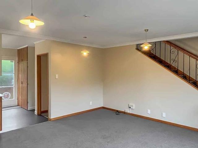 House for rent in Chaslands, Canterbury