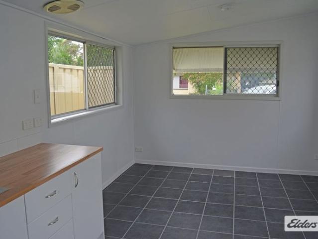 Granny Flat for rent in Warwick, Queensland